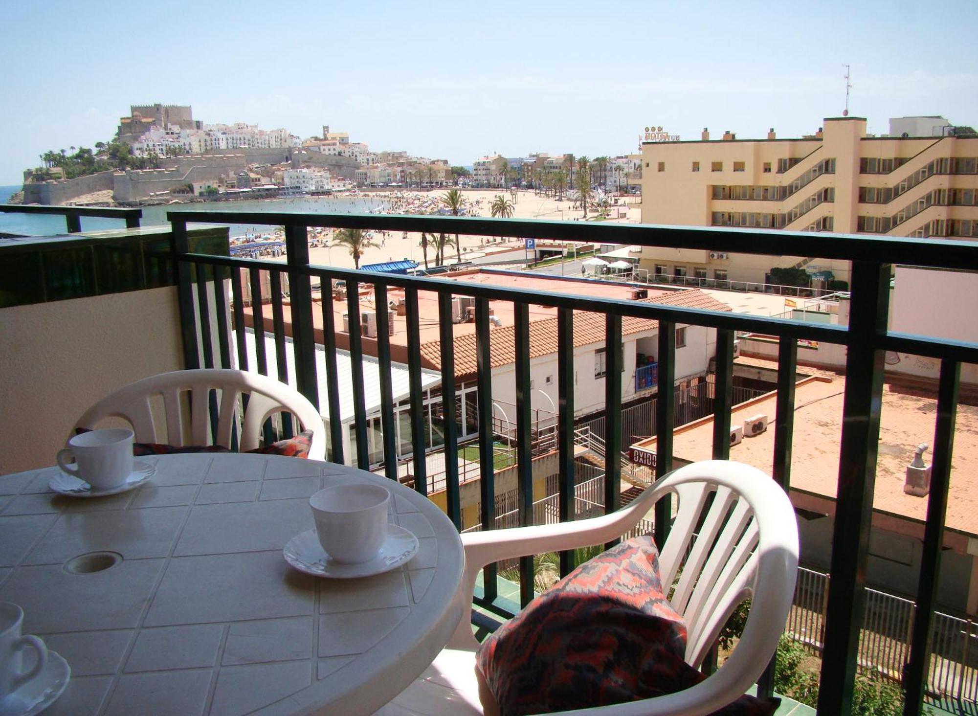 Apartamentos Peniscola Playa Екстериор снимка