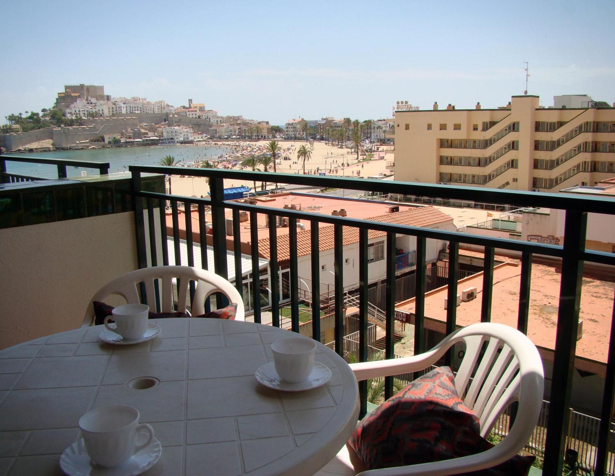 Apartamentos Peniscola Playa Екстериор снимка